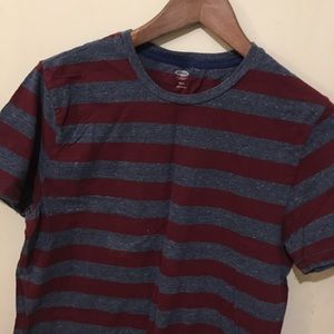 Men’s Old Navy T-shirt